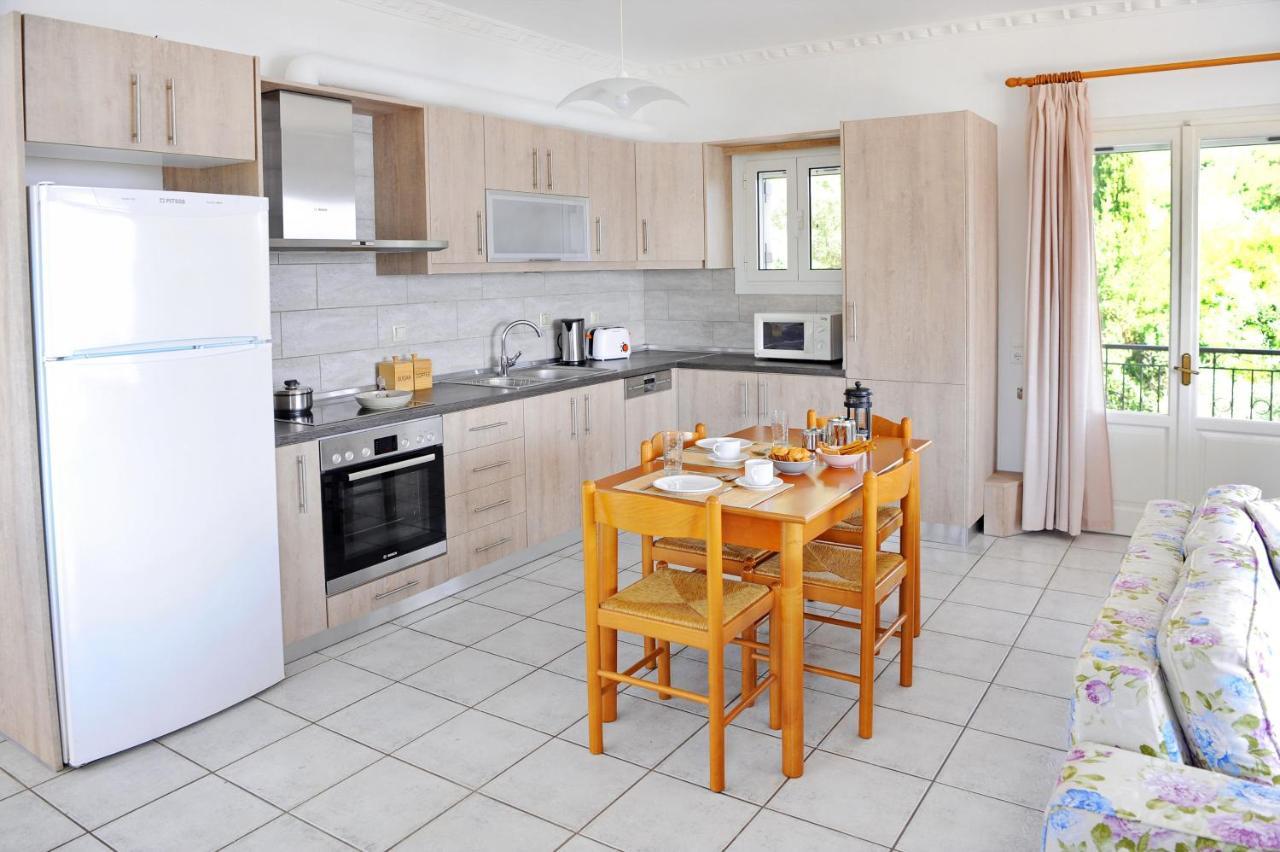 Korakias Skorpidi Apartamento Yénion Exterior foto